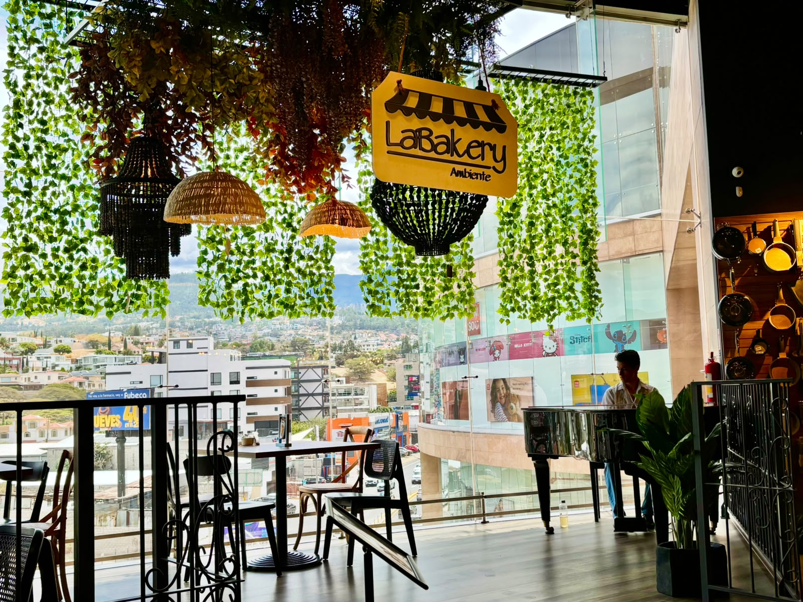 fachada_LABAKERY